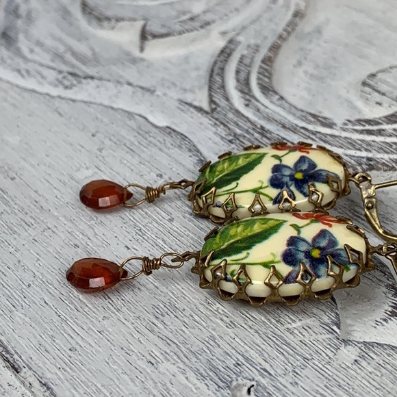 Vintage Flower Floral Botanical Hessonite Garnet Gemstone Dangle Drop Earrings - Picture 6 of 7
